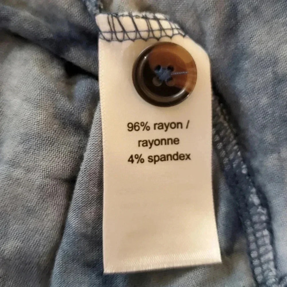 Maurices Women's Size Small Top Knit Tye Dye Tiered Blue Soft Shirt Buttons - Picture 5 of 5